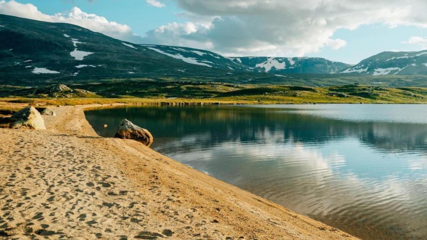 Koselig Hytte Med Usjenert Og Solrik Beliggenhet Geilo Extérieur photo